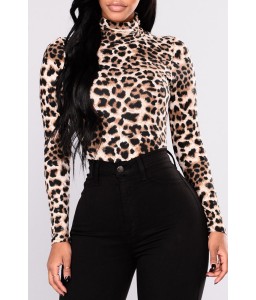 Lovely Trendy Leopard Printed T-shirt